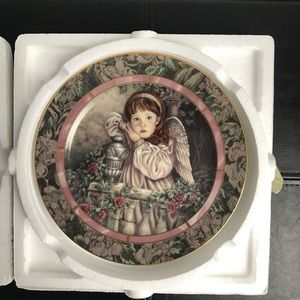 Garden of Innocence "Hope" Donna Richardson Plate